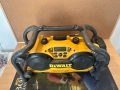 строително радио "DEWALT DC011", снимка 1