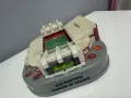 Колекционерски будилник / макет „Old Trafford“ – Manchester United Treble Winners, снимка 1