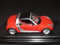 1/24 Bburago made in Italy Smart Roadster метална колекционерска количка. Нова, снимка 7