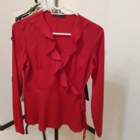 Дамска червена риза размер М, снимка 1 - Ризи - 42662320