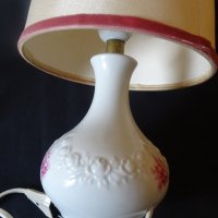Стара уникална порцеланова настолна лампа, снимка 4 - Настолни лампи - 41229392