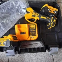 Акумулаторна Лозарска Ножица Dewalt 18V,24V 24 Месеца Гаранция, снимка 2 - Други инструменти - 36054356