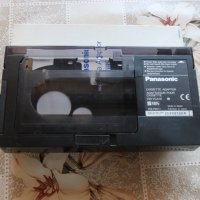 Panasonic VW-TCA7E Cassette Adaptor S-VHS-C, VHS-C, снимка 5 - Чанти, стативи, аксесоари - 41349782