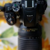 Фотоапарат Nikon D5300 + обектив Nikon 18-140mm VR, снимка 5 - Камери - 42680988