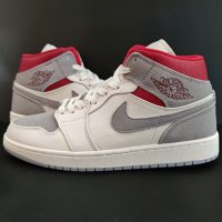 Нови Оригинални Обувки Размер 41 Nike Air Jordan 1 Mid Past Present Future Маратонки Кецове Shoes , снимка 1 - Кецове - 40328267