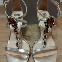 Италиански дамски сандали Bata , 39 номер, снимка 4 - Дамски елегантни обувки - 41148541