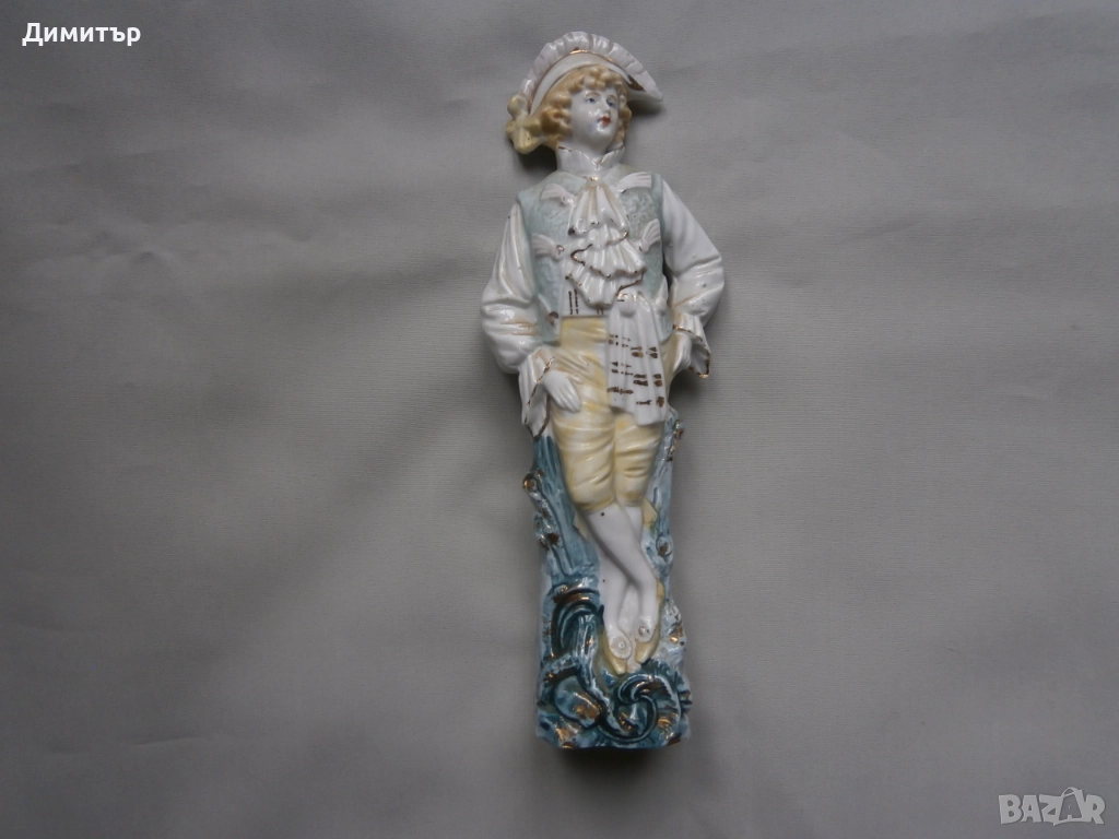 ПОрцеланова фигура 23см., снимка 1