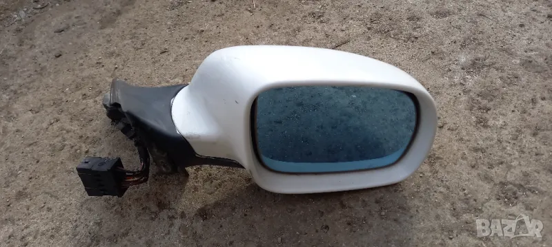 Дясно ел. огледало с прибиране Audi A4 B5, снимка 1