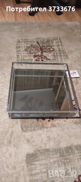 Огледало в масивна метална рамка, тип поднос., снимка 1