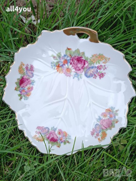 Красива ретро порцеланова чинийка "листо", снимка 1