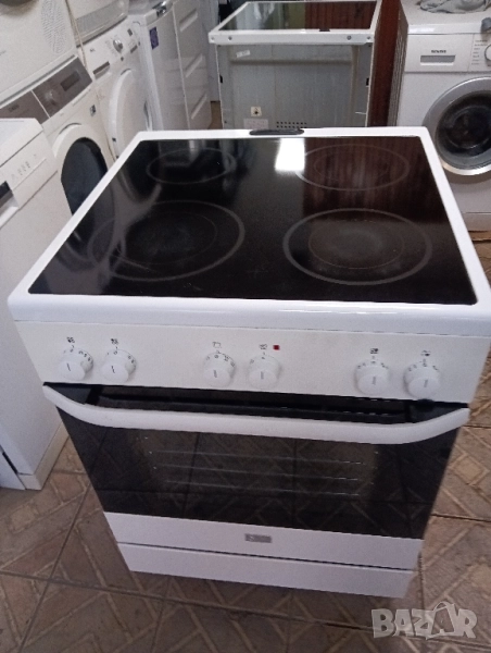 Свободно стояща печка с керамичен плот VOSS Electrolux с две години гаранция!, снимка 1