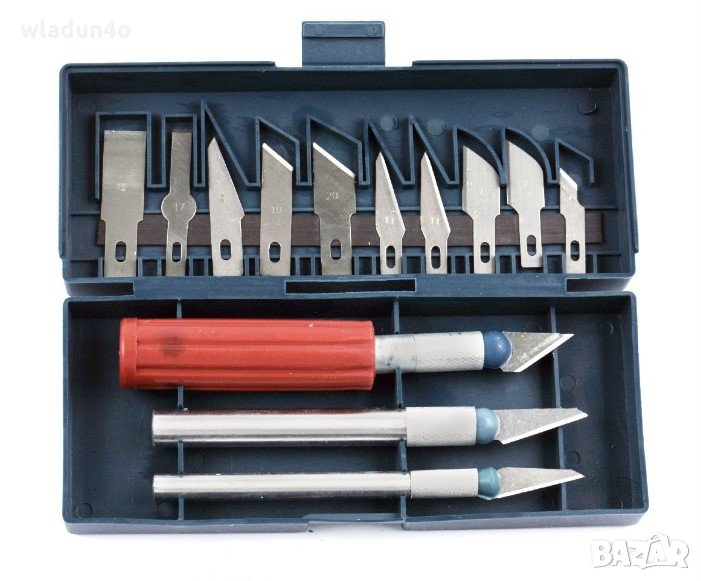 Крафтърски нож (скалпел) с 13 ножчета в кутия-16лв, снимка 1