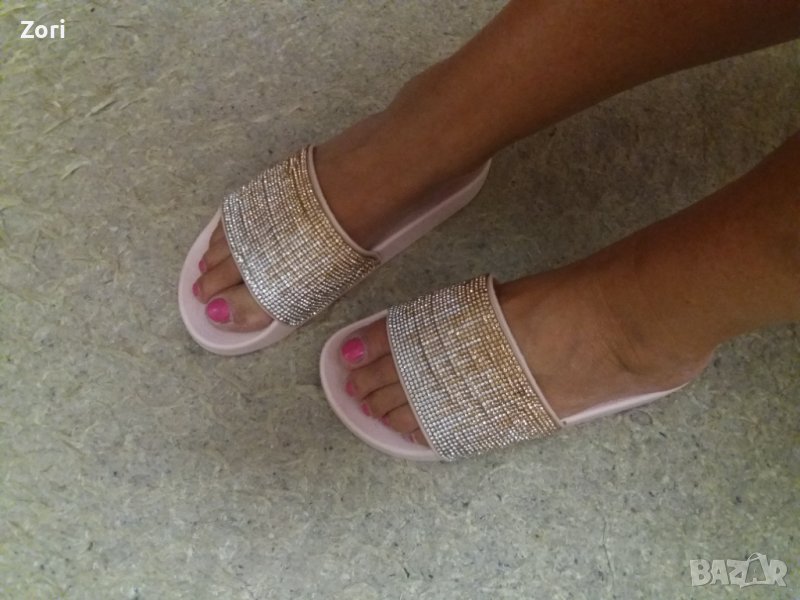 Розови чехли с камъчета в преливащи цветове - от сребристи в розово злато, снимка 1