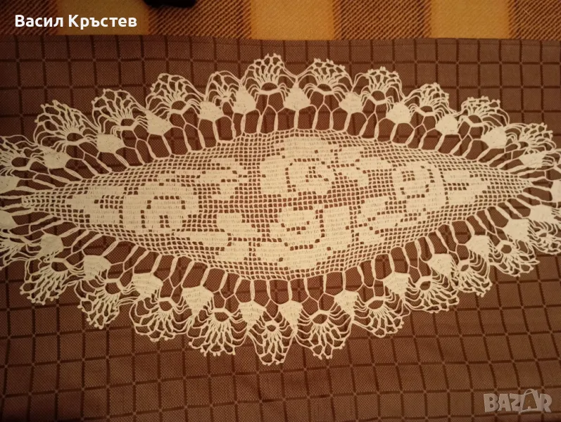Плетиво на 1 кука - покривки и яка, от старо време, красиви модели, майсторска изработка, снимка 1