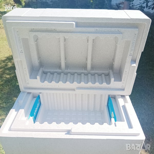 Стереопорени кутии  с охладители, снимка 1
