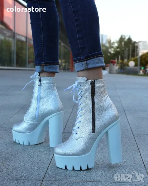 Боти на ток - сребриста лъскава кожа с бяло ходило - BT13, снимка 1