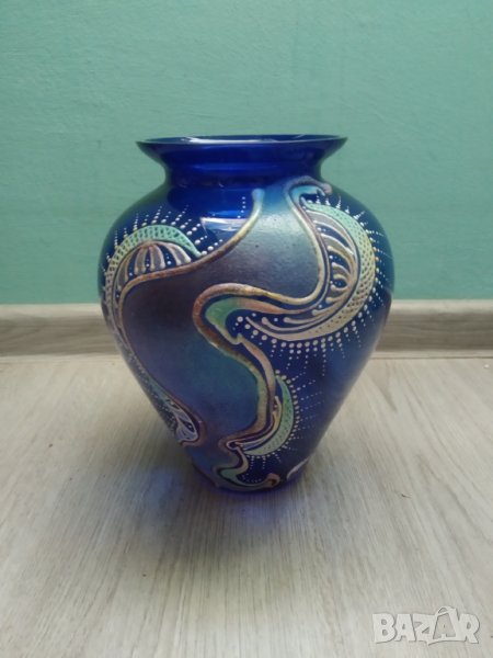 стъклена ваза в арт стил, снимка 1