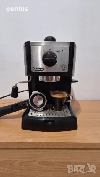Кафемашина Делонги Delonghi ec156 b, снимка 1