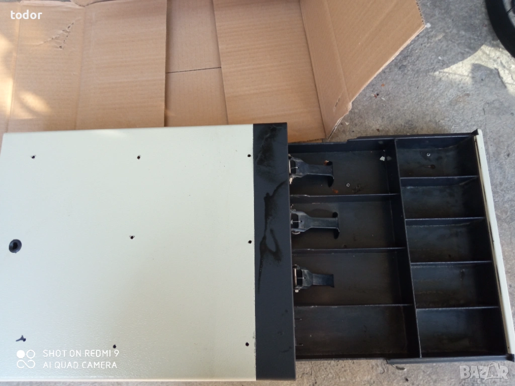 каса за пари, снимка 1