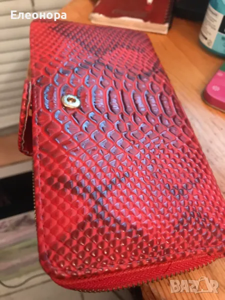 ново червено кожено портмоне, снимка 1