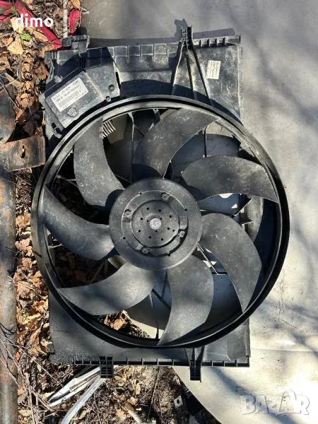 перка охлаждане Дифузьор  Mercedes W203 377683 A 203 500 0293 2035000293, снимка 1