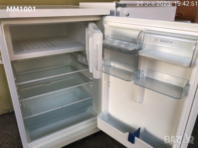 Хладилник BOSCH Топ Състояние 100% Като нов, снимка 4 - Хладилници - 41314660