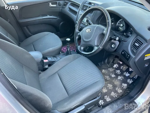 Kia Киа 2.2 с дясен волан, снимка 17 - Автомобили и джипове - 56041790