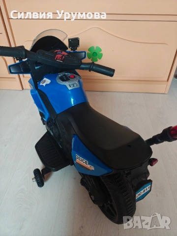 Акумулаторен детски мотор Chipolino, снимка 4 - Детски велосипеди, триколки и коли - 53237874