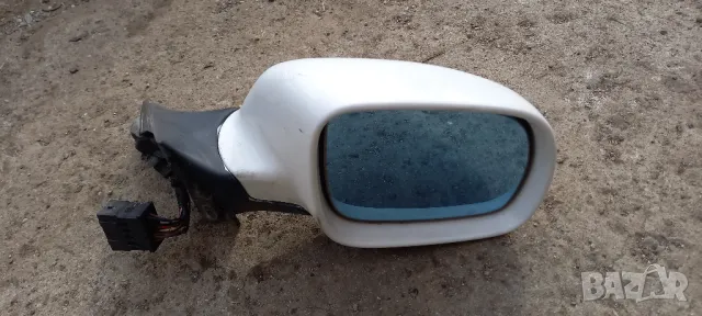 Дясно ел. огледало с прибиране Audi A4 B5