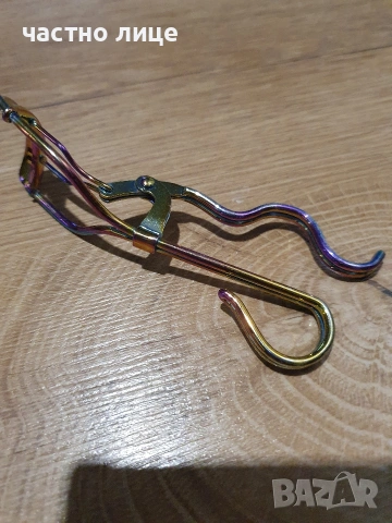 Извивачка за мигли