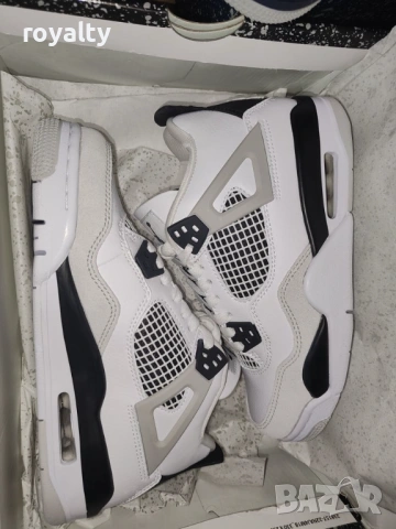Air Jordan 4 White/Black Унисекс Кецове 36-46 Номер с Кутия , снимка 4 - Маратонки - 53066242