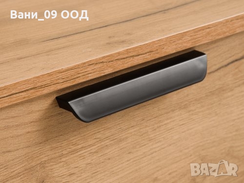 Красиво нощно шкафче, снимка 2 - Шкафове - 36106568