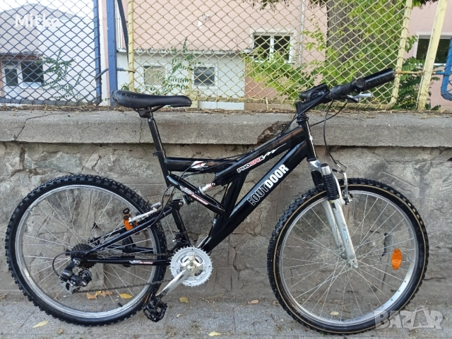 26 цола алуминиев велосипед с 21 скорости усилени капли амортисьори предни и задни като нов 