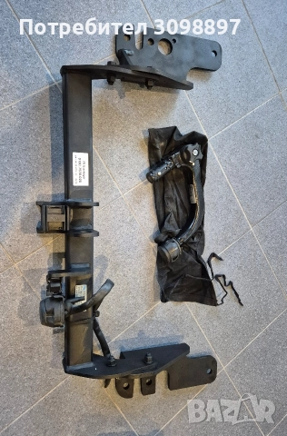 Теглич за Тойота Авенсис т27 2008-2017г 