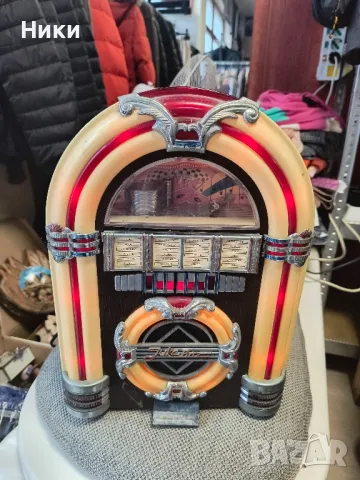 Джубокс работещ в добро състояние 