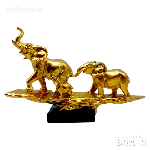 Сувенир на семейство слонове