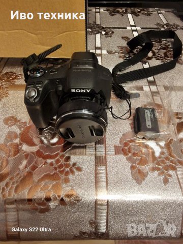 SONY DSC-HX100V, снимка 4 - Фотоапарати - 41648203