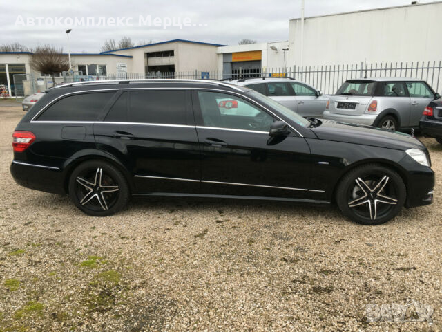 Mercedes-Benz E 200 CGI T BlueEfficiency, снимка 3 - Автомобили и джипове - 36136714
