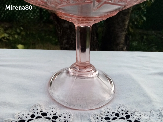 Фруктиера розово стъкло, снимка 3 - Чинии - 52274259