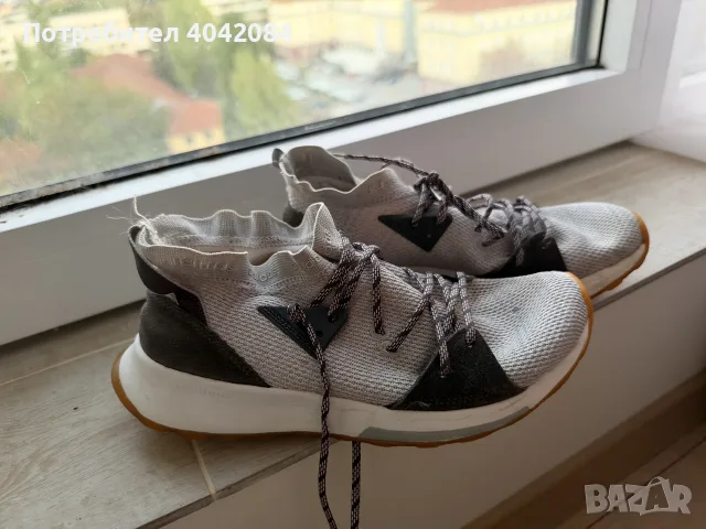 Маратонки за бягане Adidas, снимка 5 - Маратонки - 56349137