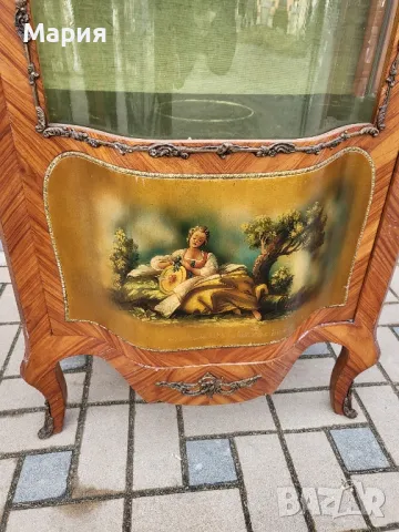 Италианска барокова витрина 018, снимка 2 - Секции и витрини - 49052399