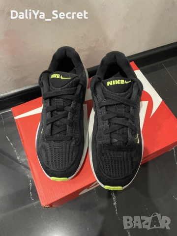 Маратонки Nike UPLIFT SC (GS) - размер 35,5, снимка 2 - Детски маратонки - 56235075