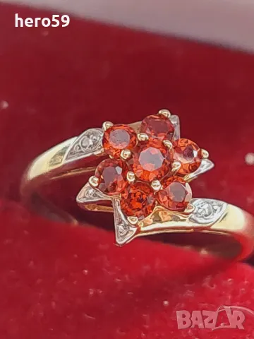 Дамски златен пръстен с гранати и диаманти, снимка 1