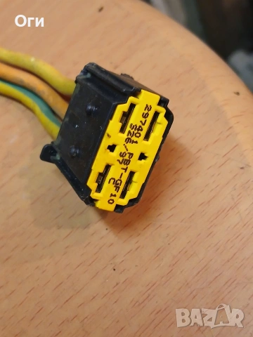 Контактен ключ за Рено Меган 96-01г., снимка 2 - Части - 53861276