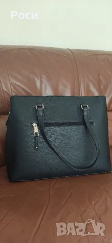 Нова дамска чанта Carpisa , снимка 8 - Чанти - 49714085