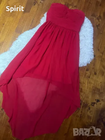 Рубинено червена рокля