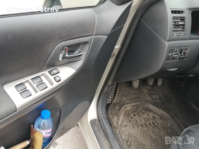 Toyota Corolla verso 1.8i Linea Sol/LPG, снимка 5 - Автомобили и джипове - 52304497