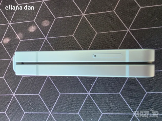 Продавам Samsung Z Flip 6, снимка 6 - Samsung - 56138978
