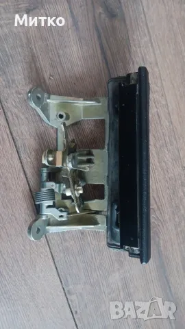 Продавам дръжка за Audi 80 B4 Avant., снимка 6 - Части - 49117396