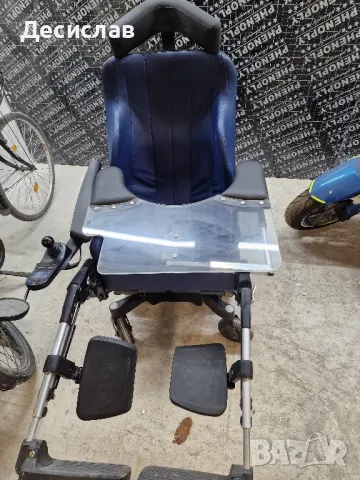 Електрически инвалиден стол Q400m, снимка 4 - Столове - 47911079